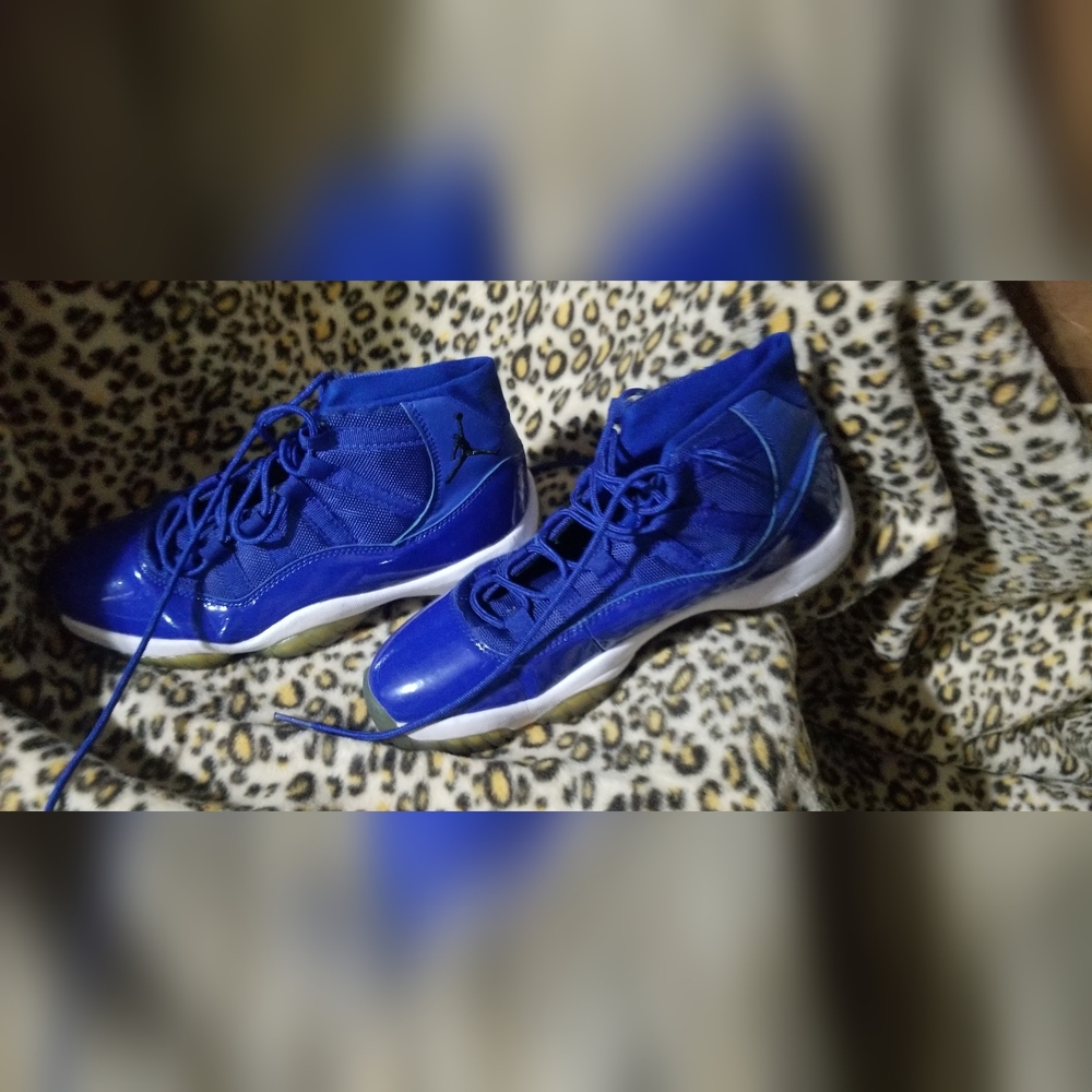 Nike Blue Sneakers like new